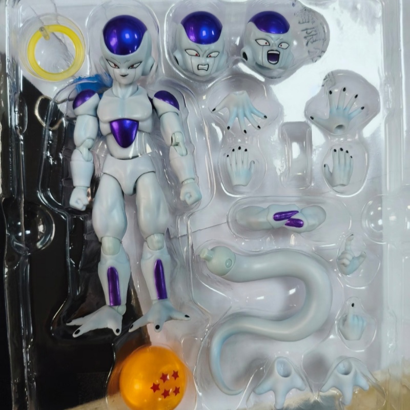 Bandai S.H.Figuarts SHF Dragon - Model Kit Frieza review and price