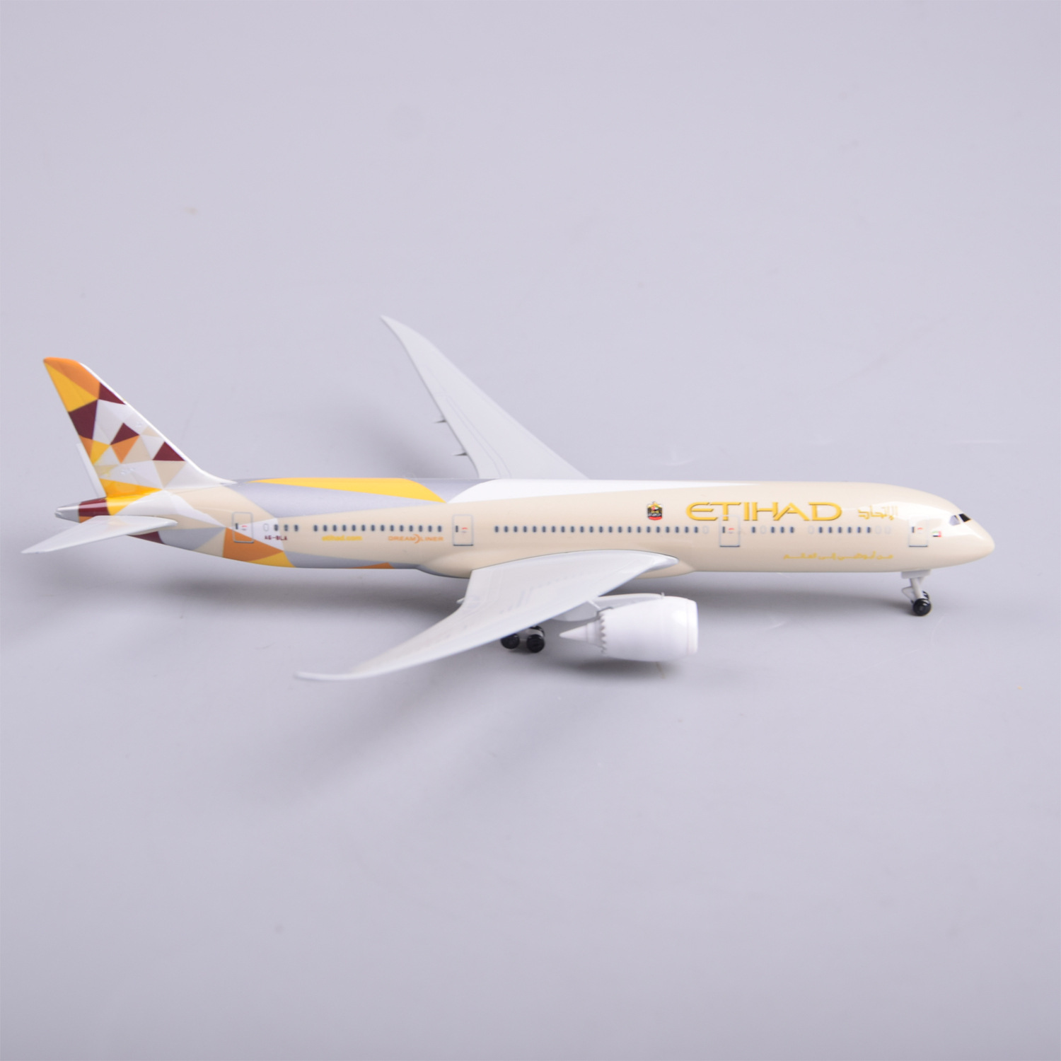 1/300 Scale 20cm Etihad B787 D - Model Kit Plane review and price