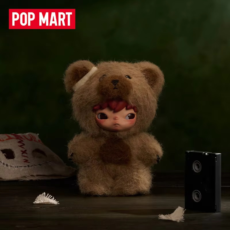 POP MART Hirono After Dark Mis - Model Kit Runner review and price